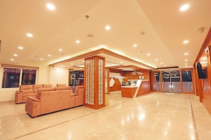 Quầy tiếp tân