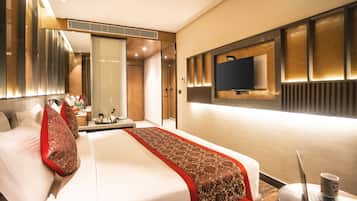 Amritara Queen | 2 bedrooms, minibar, in-room safe, iron/ironing board