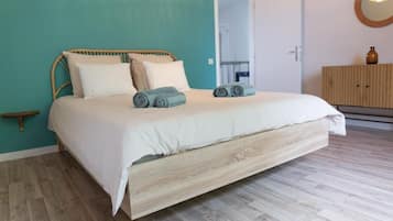 3 slaapkamers, reisbedje, gratis wifi, beddengoed