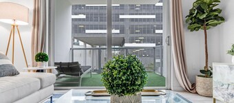 Lovely Unit Mins from Wynwood with Free Parking