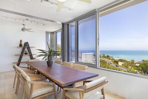 Casa (4 Bedrooms) | Servicio a la habitación