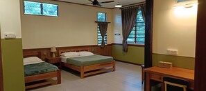 舒适别墅 | 办公桌、熨斗/熨板、免费 WiFi、床单