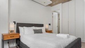 Deluxe Apartment - The Signature 116 (Cape Town)