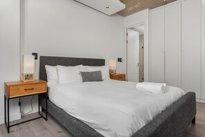 Deluxe Apartment | 2 bedrooms, laptop workspace, iron/ironing board, free WiFi
