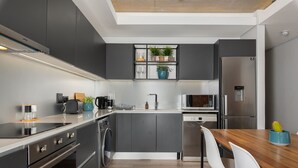 Deluxe Apartment | Private kitchen - The Signature 116 (Cape Town)