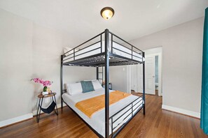 1 camera, ferro/asse da stiro, Wi-Fi gratuito, lenzuola