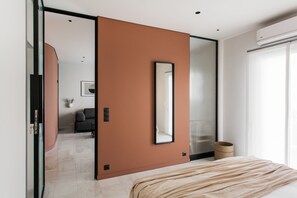 Apartamento luxo | Área de estar | Smart TV 43 polegadas com canais digitais, TV, Netflix
