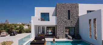 Milestones Naxos Hotel