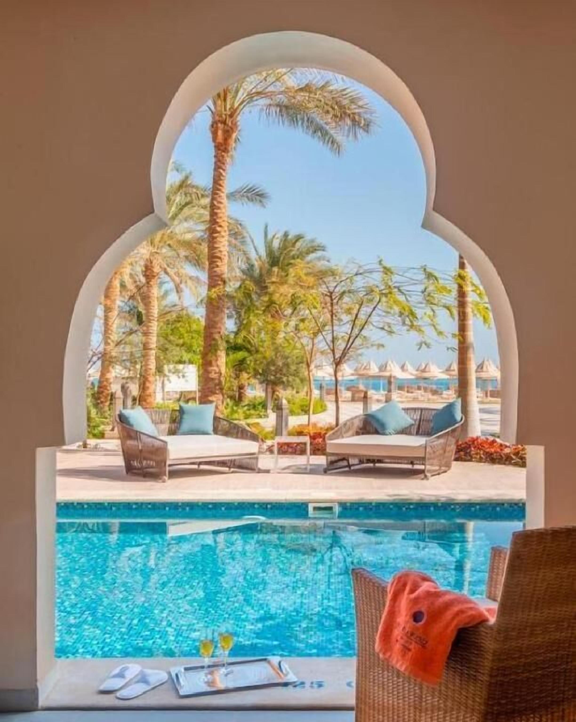 luxury villa, sea facing | minibar, in-room safe, desk, blackout curtains