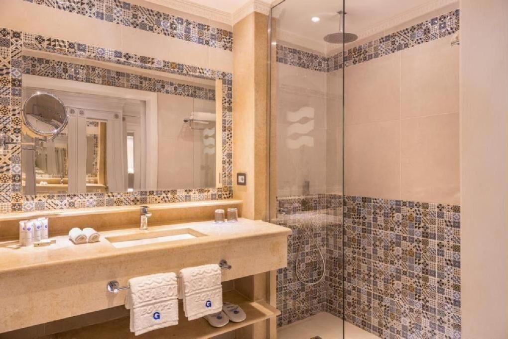 hair dryer, bidet, towels