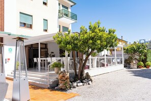 Porch - Hotel Regina (Caorle)