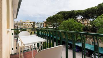 Chambre Double Classique, balcon | Vue de la chambre