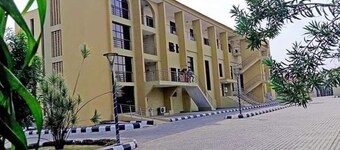 Hevee Hotels and Suites