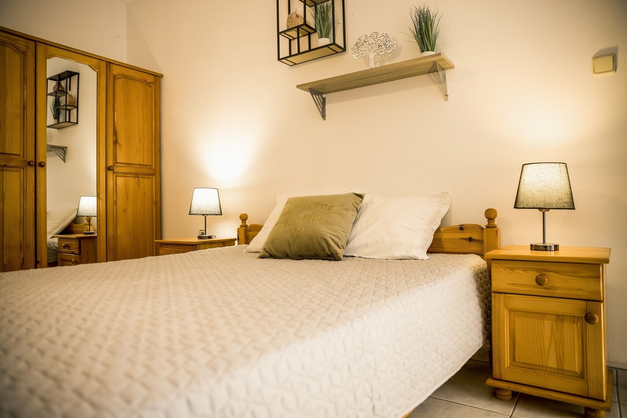 1 غرفة نوم وواي فاي مجانًا وملاءات أسرّة