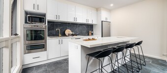 Phillip Sunshine Retreat