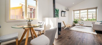 Sunshine Retreat Villa 4