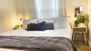 3 bedrooms, iron/ironing board, travel cot, free WiFi