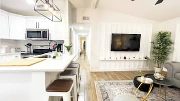 Microwave, oven, stovetop, coffee/tea maker