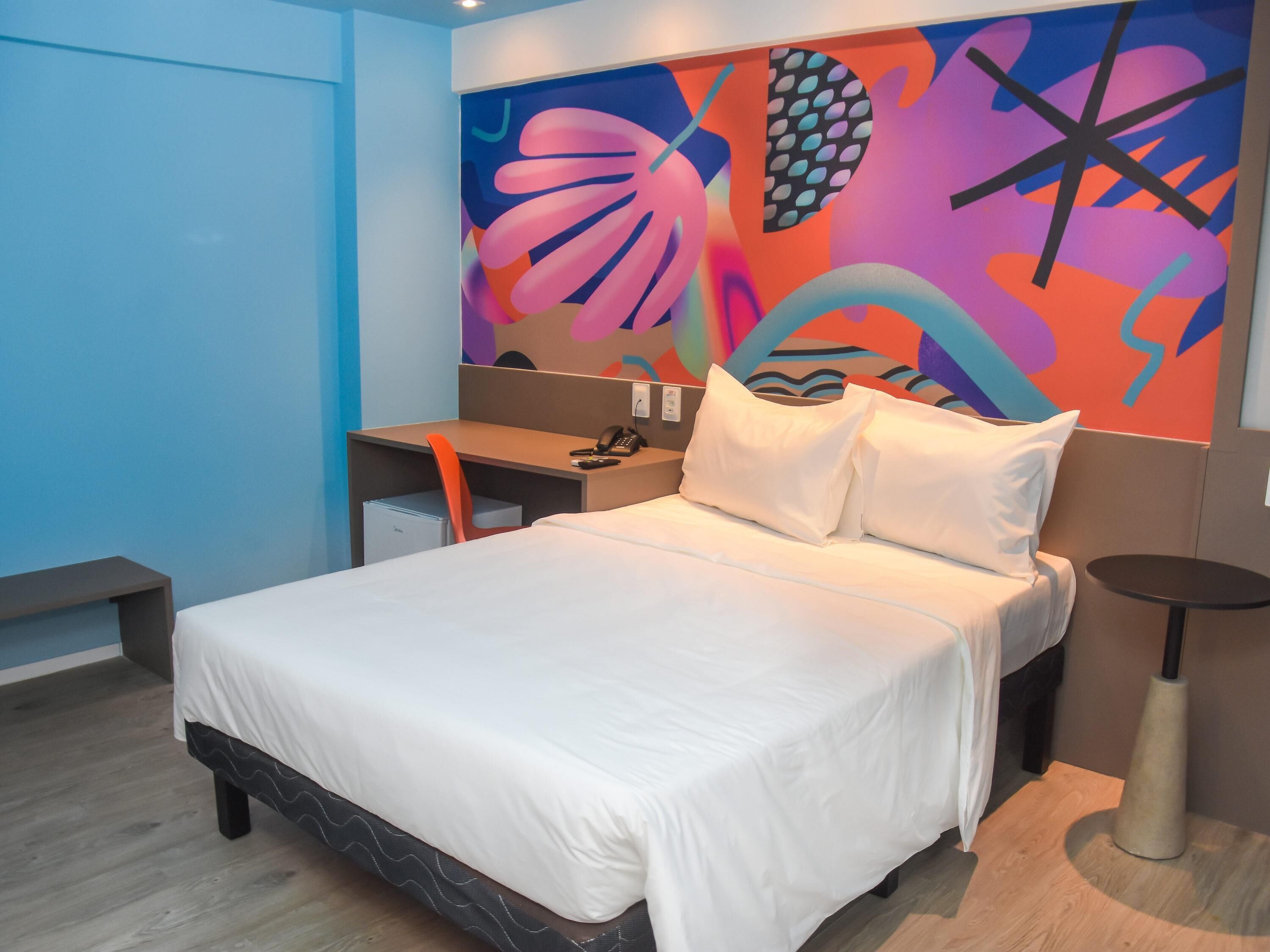Standard Room, 1 Double Bed, Accessible (Accessible) | Minibar, individually decorated, individually furnished, desk