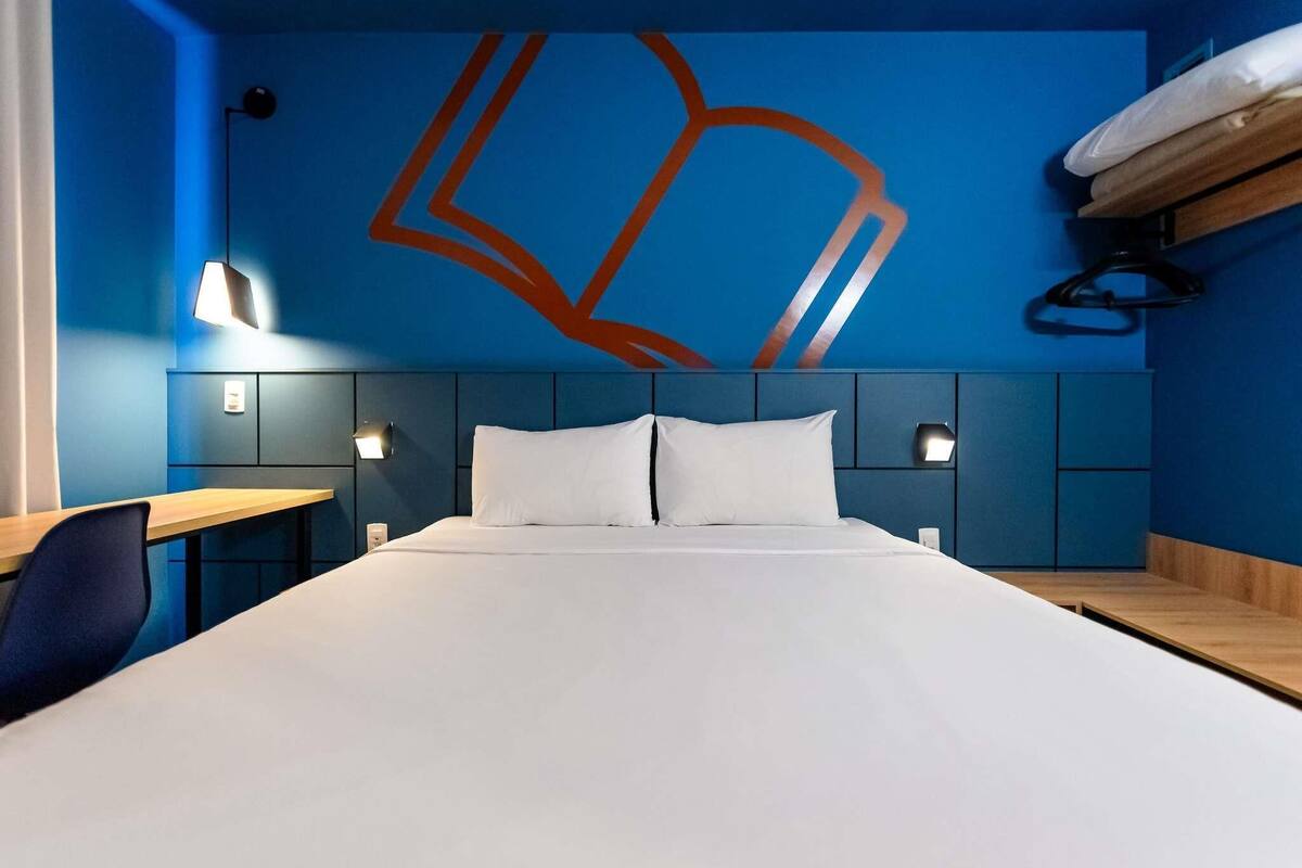 Apartamento estándar, 1 cama doble | Escritorio y espacio para trabajar con un portátil