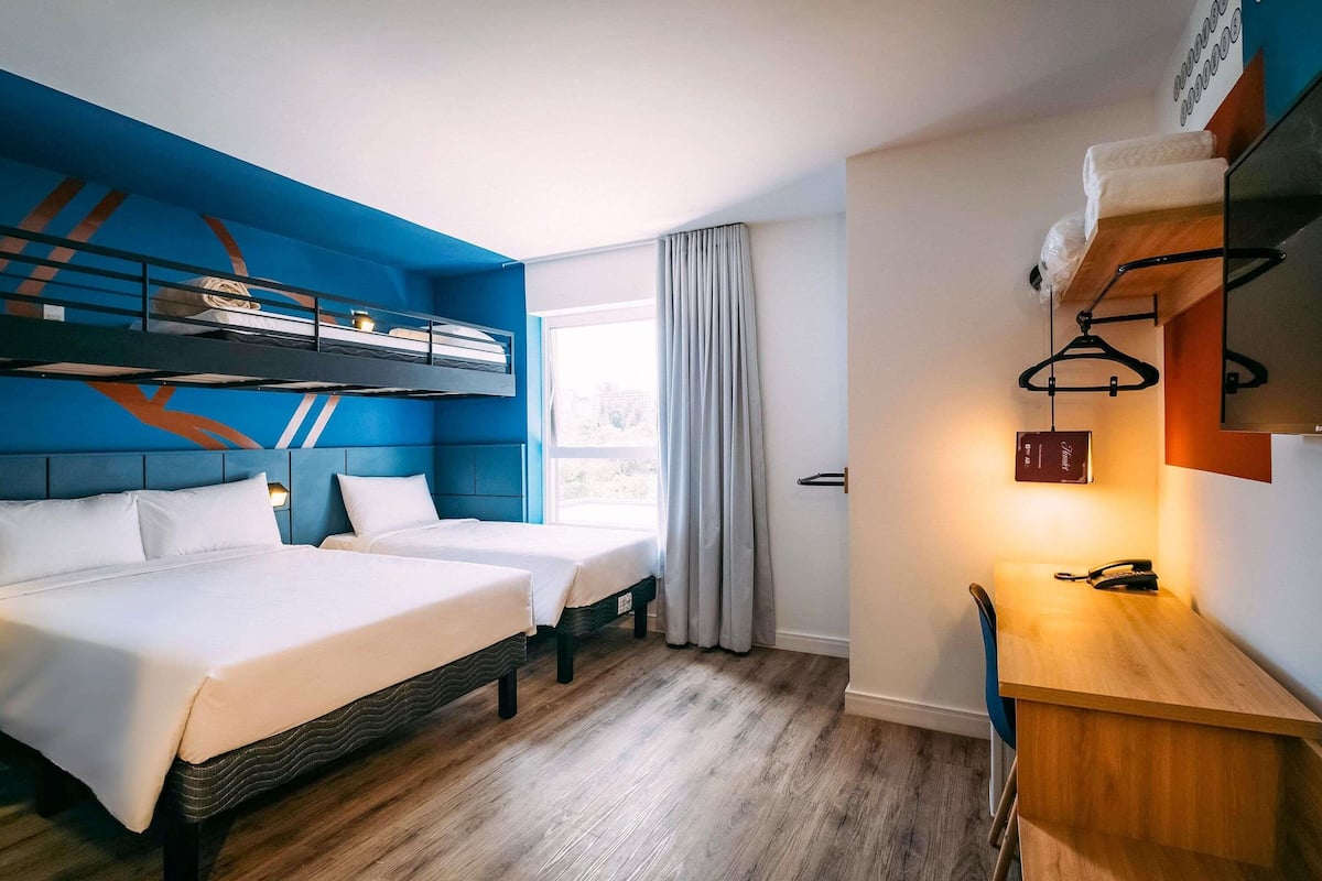 Standard Apartment, 1 Double Bed with Sofa bed | Individually decorated, individually furnished, desk, laptop workspace