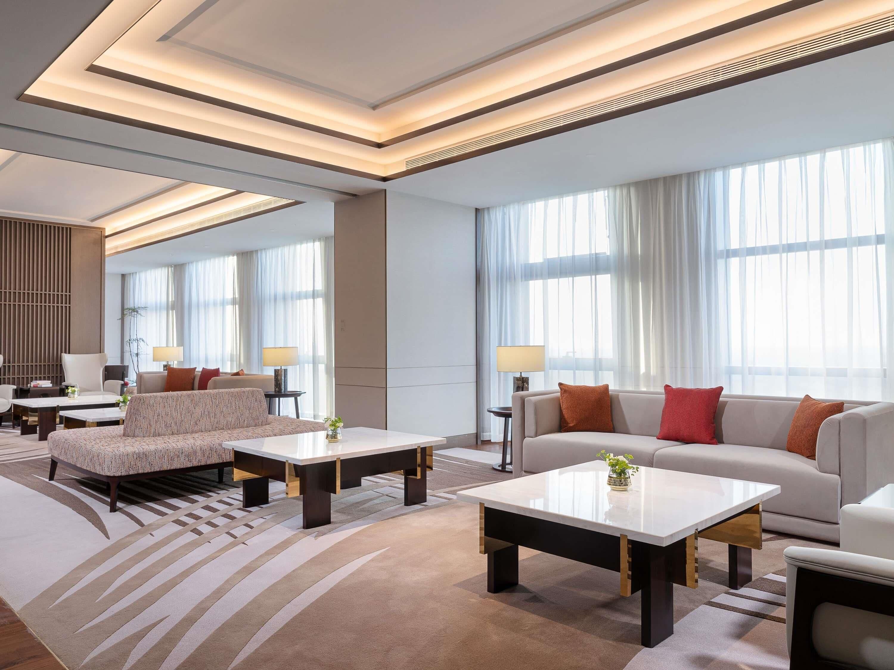 Luxury Room, 2 Twin Beds (Club Millésime Access) | Premium bedding, down comforters, Select Comfort beds, minibar