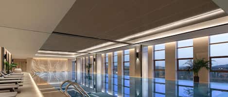 Una piscina techada