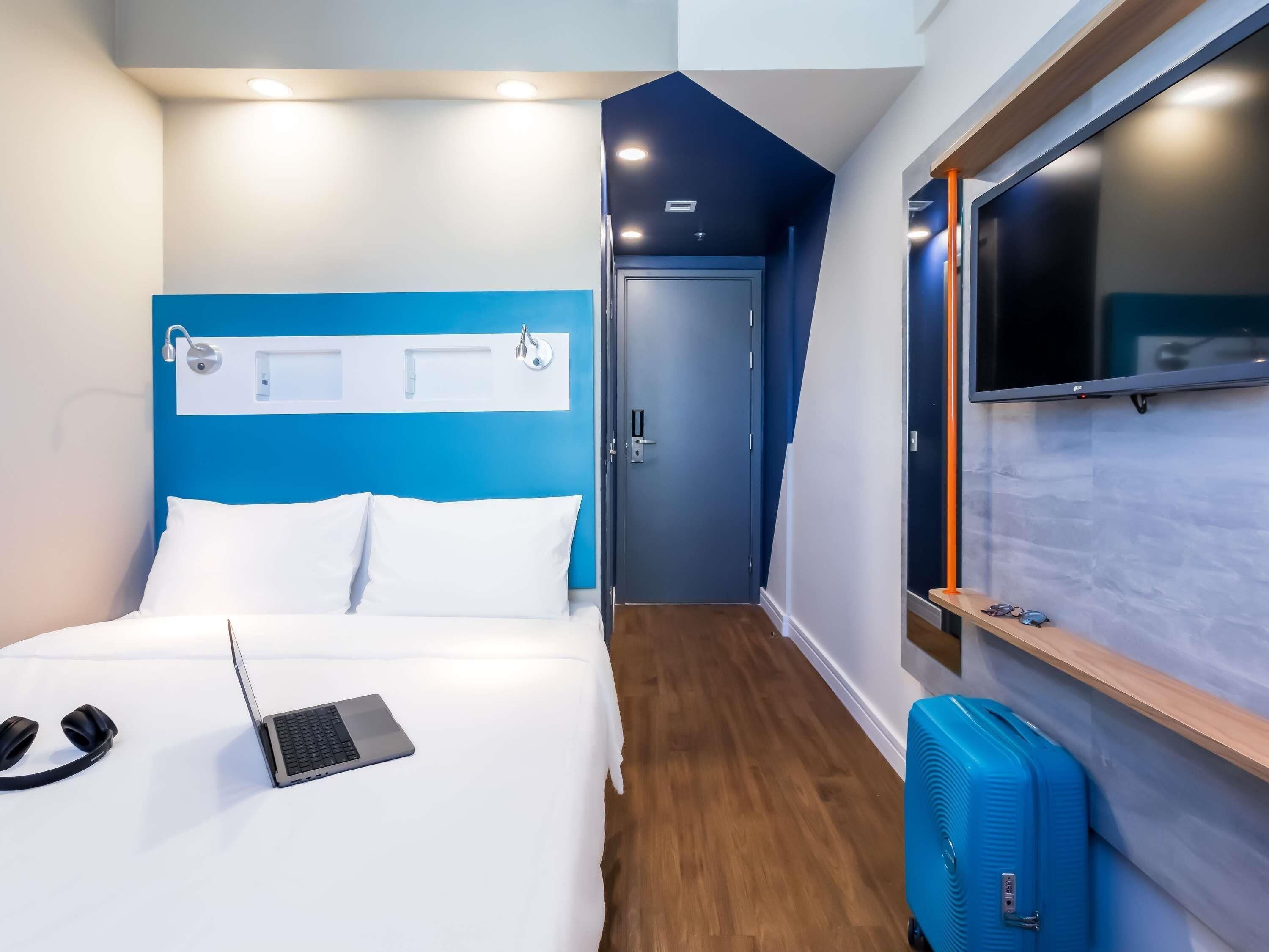 Sistema de insonorización, wifi gratis y ropa de cama 