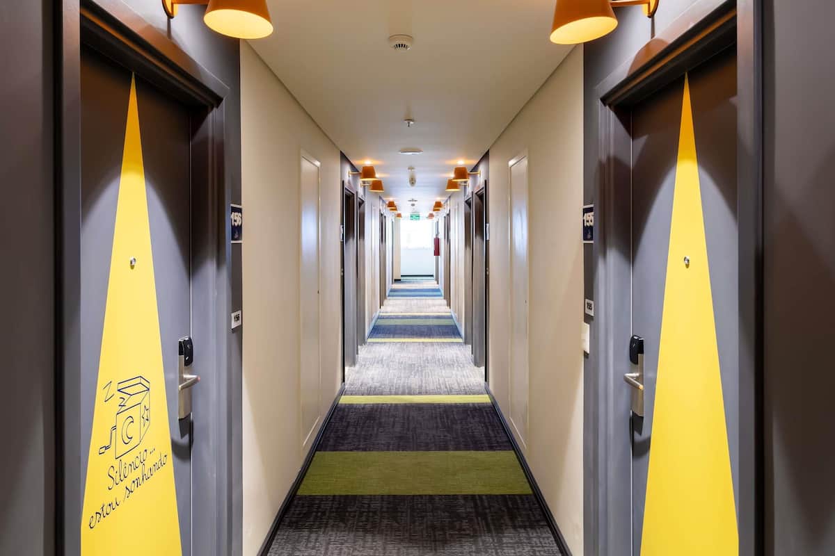 Standard Room, 1 Double Bed, Accessible | Soundproofing, free WiFi, bed sheets