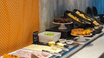 Daily continental breakfast for a fee