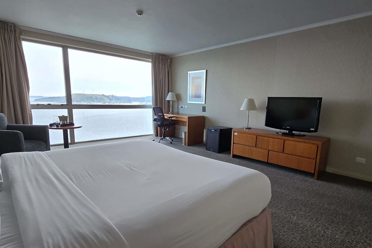 In-room safe, free cots/infant beds, free rollaway beds, free WiFi