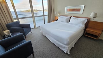 Superior-værelse - 1 kingsize-seng | Minibar, pengeskab på værelset, mørklægningsgardiner