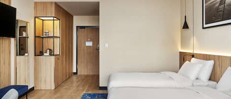 Quarto superior, para não fumantes | Frigobar, cofres nos quartos, cortinas blackout