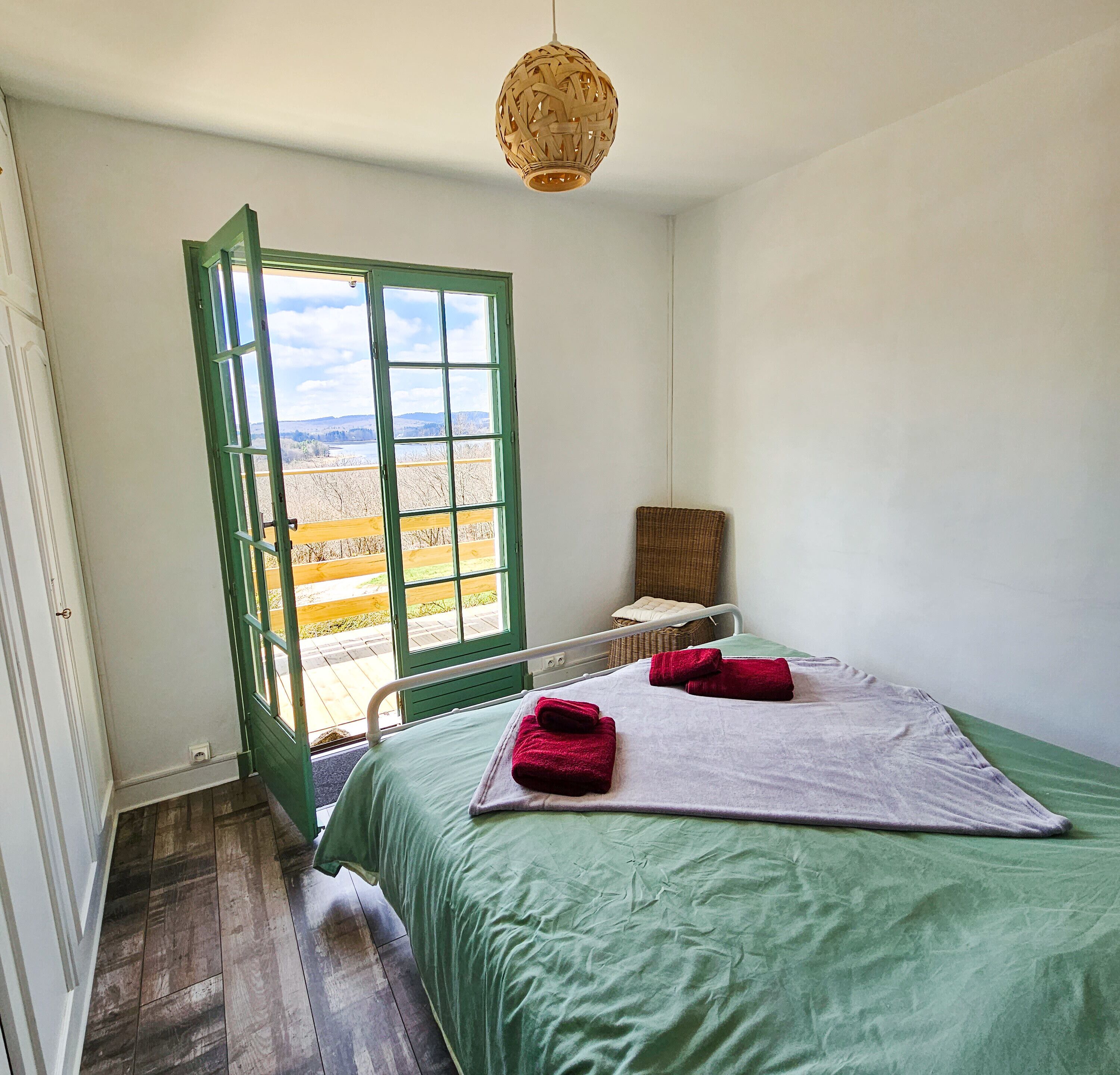 4 soverom, strykejern/-brett, wi-fi og sengetøy