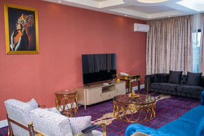 Living area - St Jacobs Hotel (Akure)