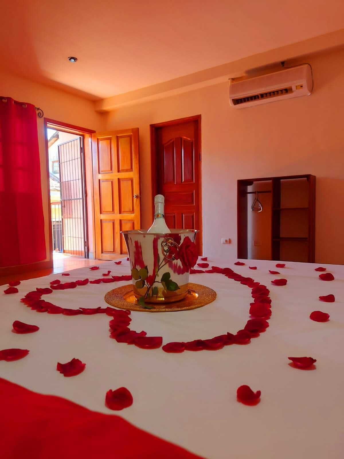 Ropa de cama de alta calidad, edredón y wifi gratis 