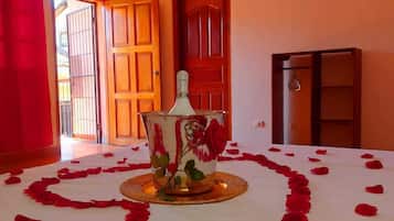 Ropa de cama de alta calidad, edredón y wifi gratis