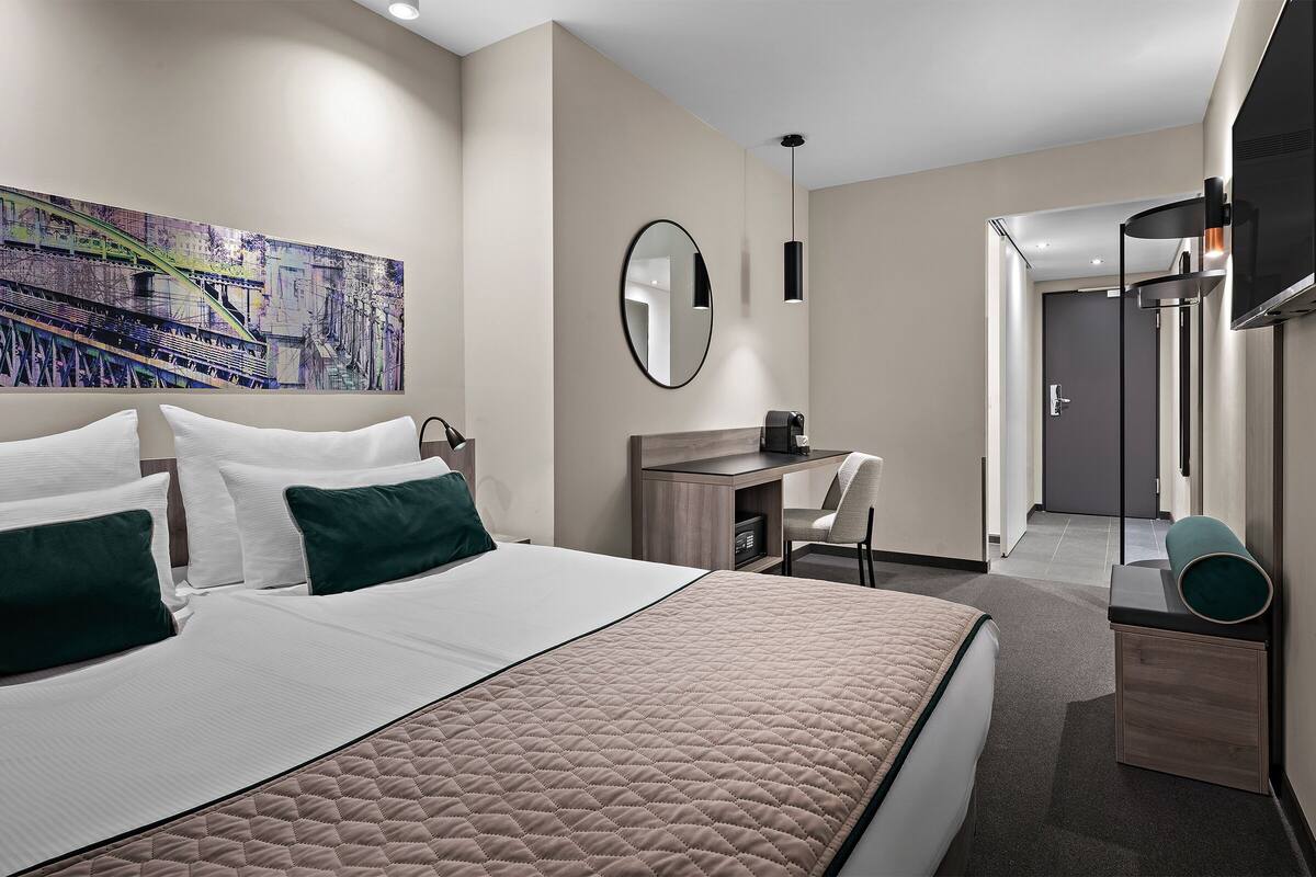 In-room safe, desk, blackout drapes, soundproofing