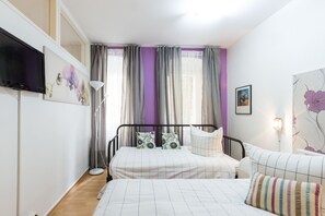 2 Schlafzimmer, Reisekinderbett, kostenloses WLAN, Bettwäsche
