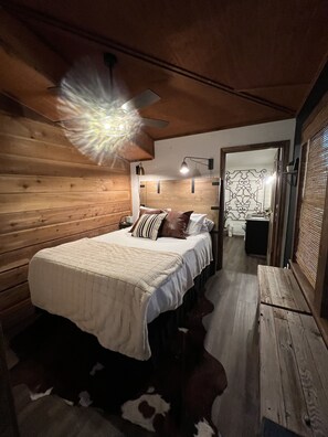 4 bedrooms, free WiFi, bed sheets