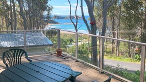 Outdoor dining - Seascapes at Rosedale (ROSEDALE)