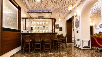 Bar (en el alojamiento)