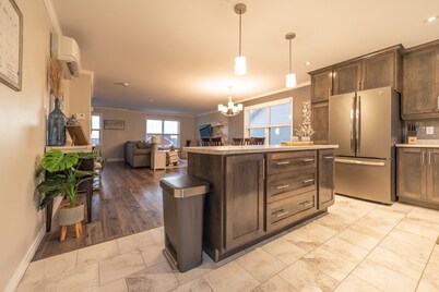 Modern house with beautiful spaces indoor and out!