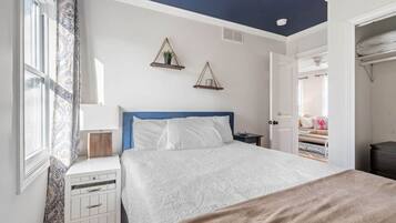 3 bedrooms, free WiFi, bed sheets
