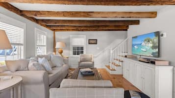 Televisión, oficina