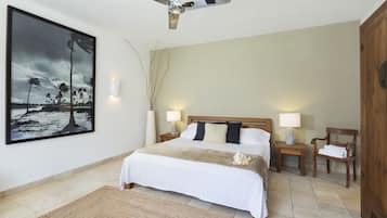 Comfort Double or Twin Room, 1 Bedroom, Accessible | Premium bedding, down duvets, memory-foam beds, minibar