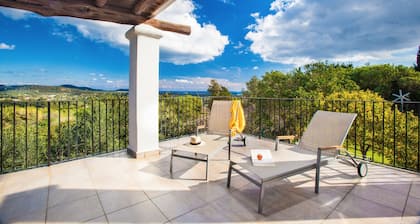 Can Macia, Villa in Santa Eulalia mit atemberaubendem Meerblick und Sonnenaufgängen