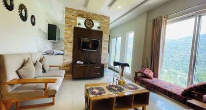 Pine Suite - 2 Bed Service Apartment, Murree
