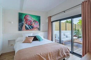 5 bedrooms, in-room safe, desk, iron/ironing board - "Habia" Villa Biarritz swimming pool (Biarritz)