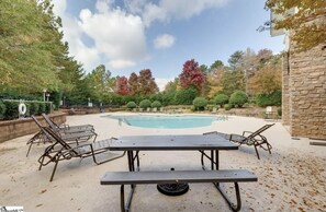 Piscine extérieure